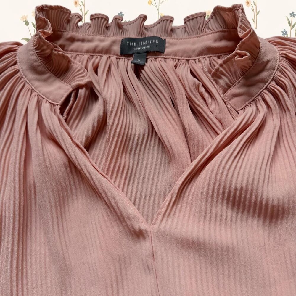 The Limited Pleated Ruffle Romantic Chiffon Blouse in Dusty Rose / Pink Large - Picture 5 of 6